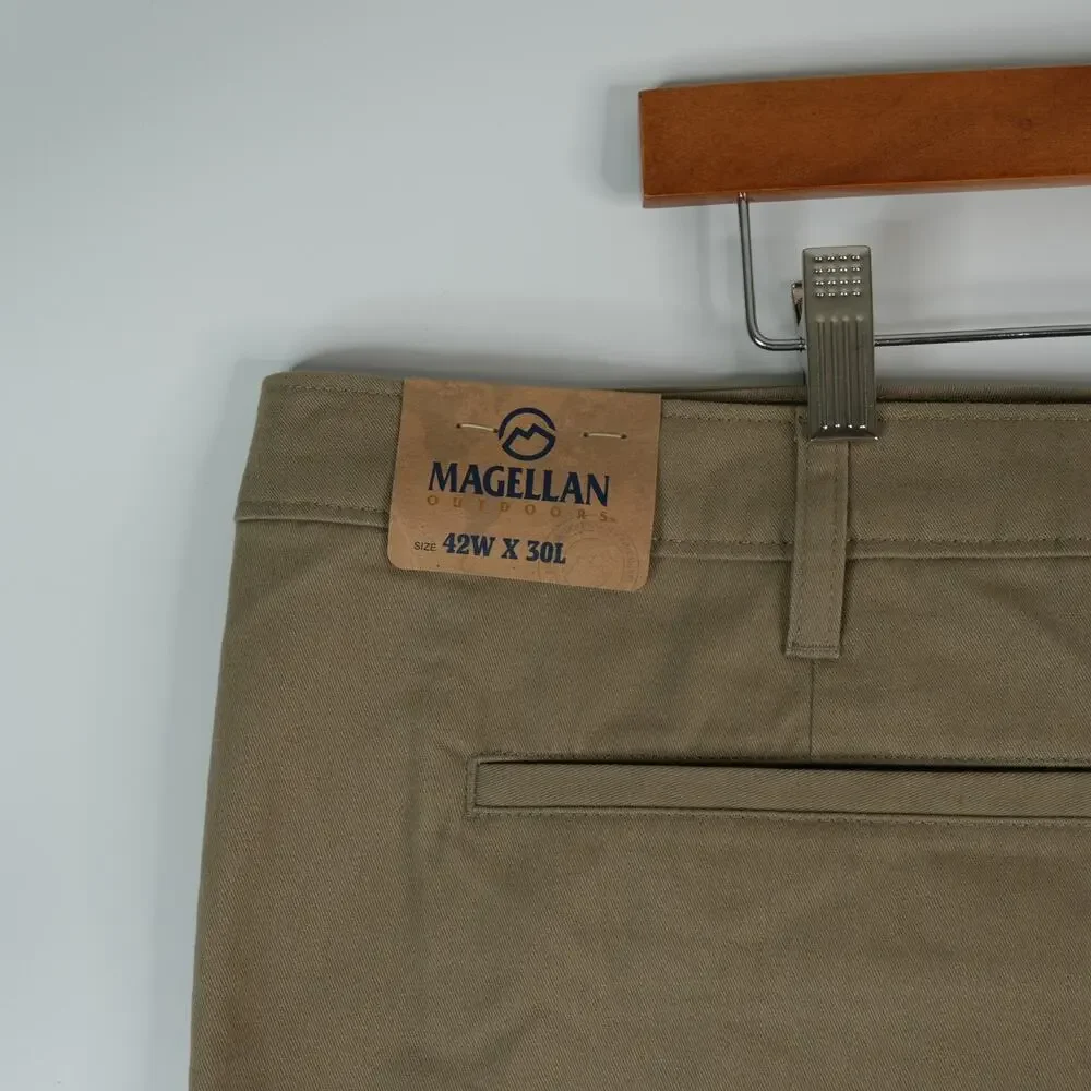 Magellan Outdoors Chino Pants Mens 42X30 Flat Front‎ Heritage Brown New
